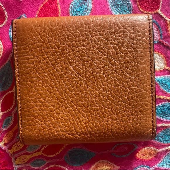 NWOT caramel brown small leather wallet by It’s Life. Measures apx 4 x 4 inches. - Picture 2 of 12